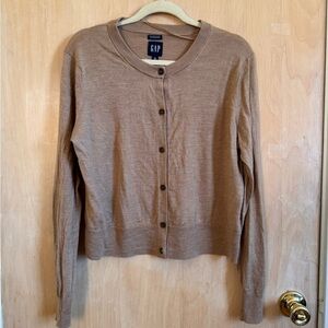 GAP Merino Button Cardigan in Camel Brown